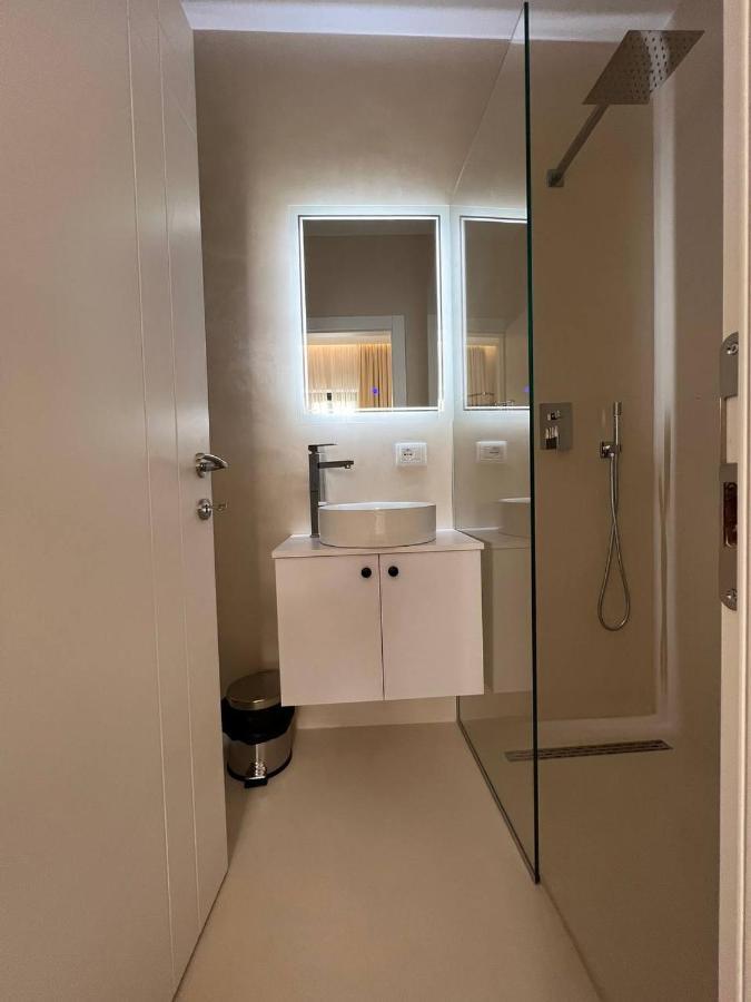 Mare Rooms Vlore Kanine ภายนอก รูปภาพ