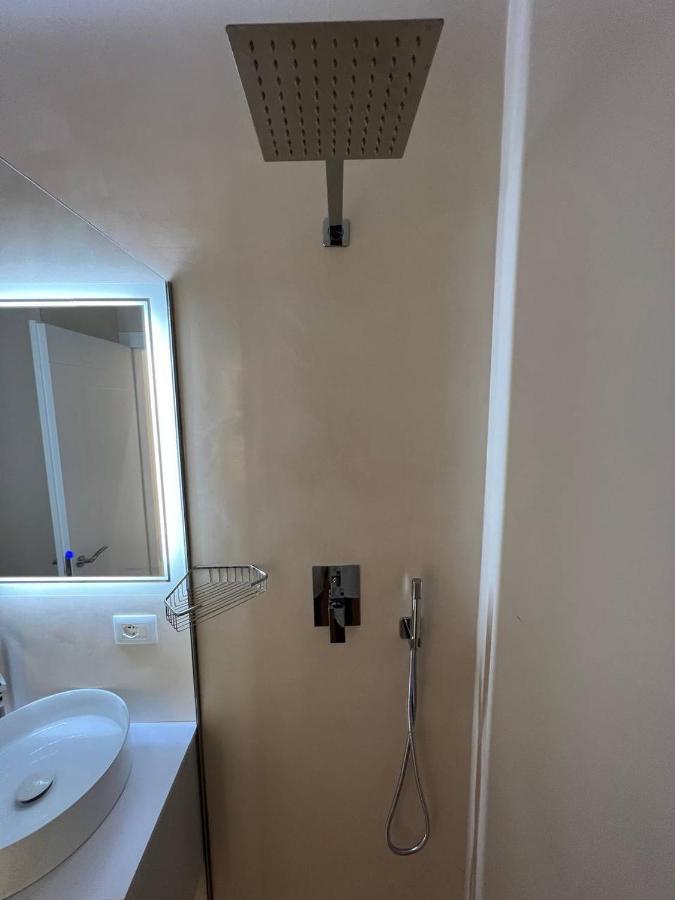 Mare Rooms Vlore Kanine ภายนอก รูปภาพ